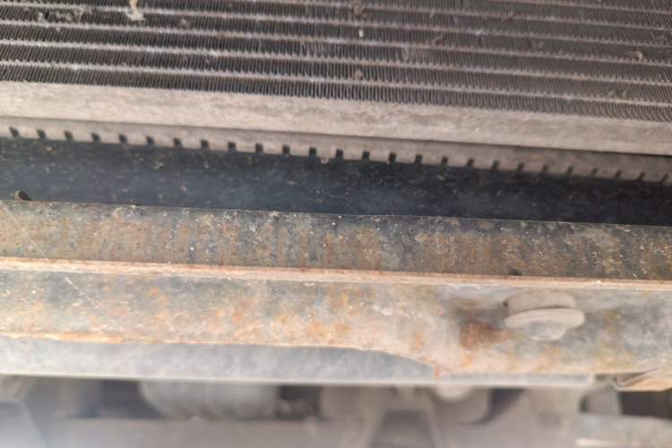 Used Wuling Hongguang 2014 1.2L Standard Model China IV Chassis Front