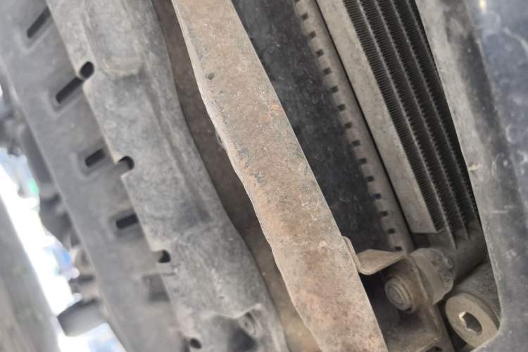 Used Wuling Hongguang 2014 1.5L Standard Version Chassis Front