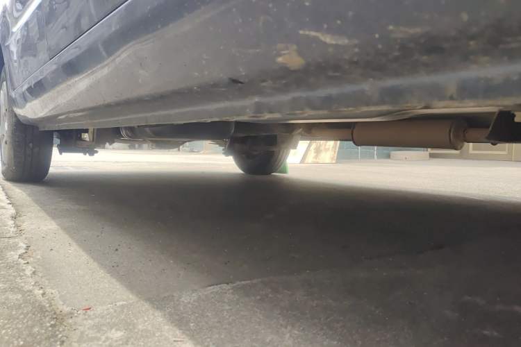 Used Wuling Hongguang 2014 1.2L Base Model China IV Chassis Front Right