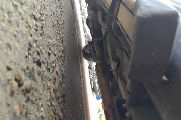 Used Wuling Hongguang 2014 1.2L Standard Model China IV Chassis Front Right