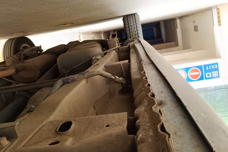 Used Wuling Hongguang 2014 1.5L S Luxury Model Chassis Front Right