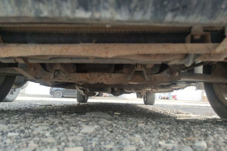 Used Wuling Hongguang 2014 1.2L Standard Model China IV Chassis Front