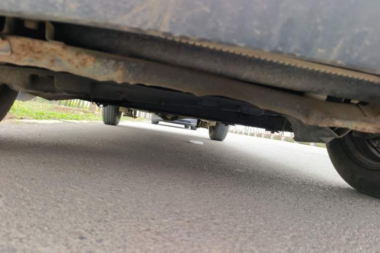 Used Wuling Hongguang 2014 1.2L Base Model China IV Chassis Front