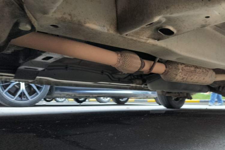 Used Wuling Hongguang 2014 1.5L Base Version Chassis Rear Left