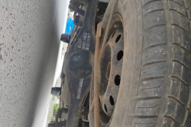 Used Wuling Hongguang 2014 1.5L Base Version Chassis Rear