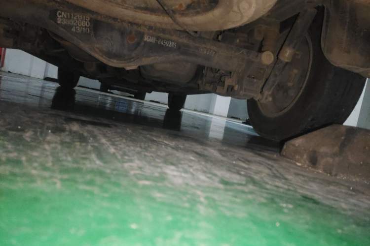 Used Wuling Hongguang 2014 1.5L S Comfort Model Chassis Rear