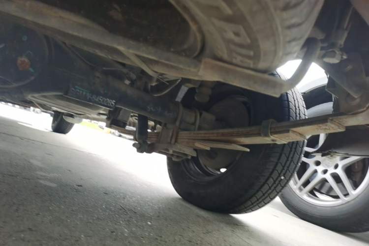 Used Wuling Hongguang 2014 1.2L Base Model China IV Chassis Rear Right
