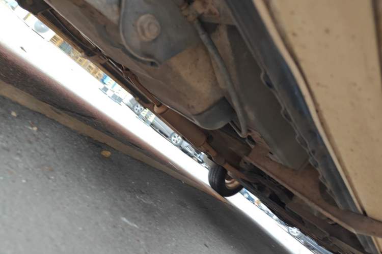 Used Wuling Hongguang 2014 1.2L Standard Model China IV Chassis Rear Right