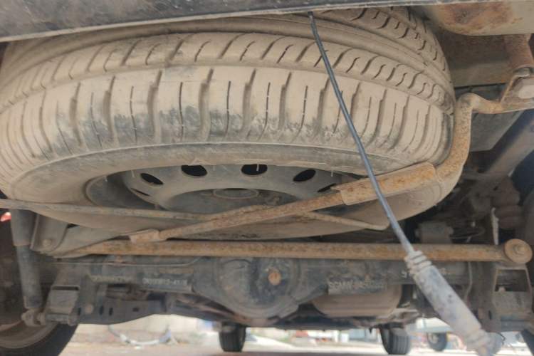 Used Wuling Hongguang 2014 1.2L Standard Model China IV Chassis Rear