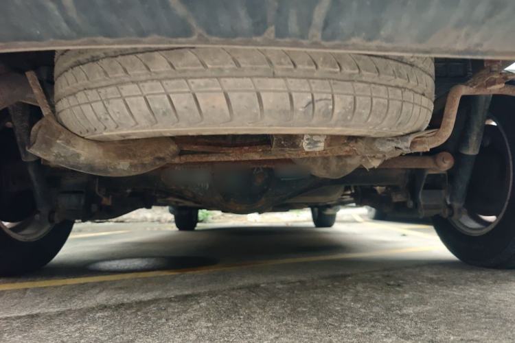 Used Wuling Hongguang 2014 1.5L Standard Version Chassis Rear