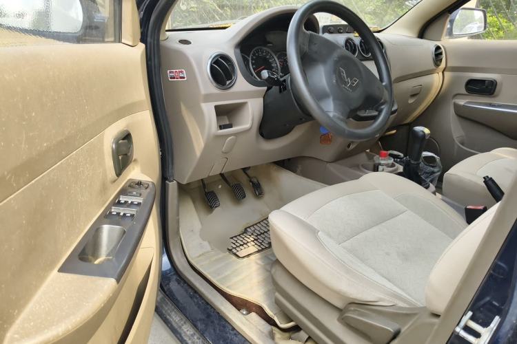 Used Wuling Hongguang 2014 1.2L Standard Model China IV Driver Seat