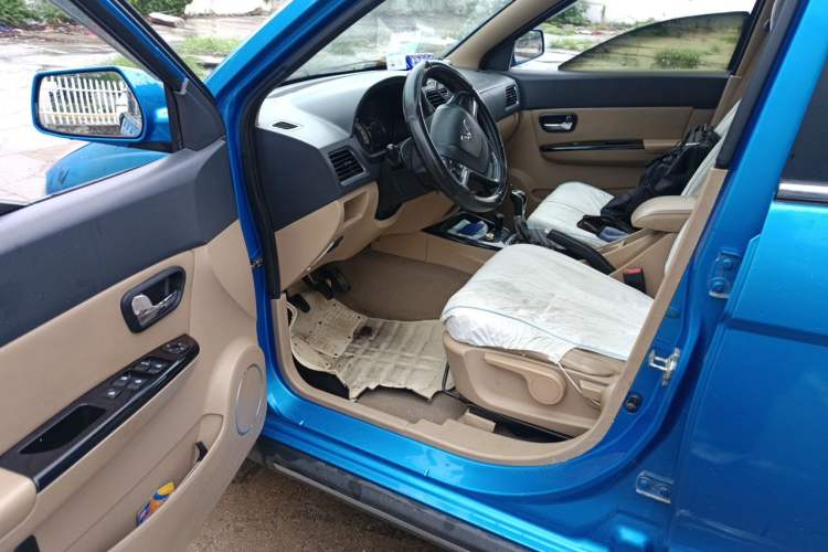 Used Wuling Hongguang 2014 1.5L S Luxury Model Driver Seat