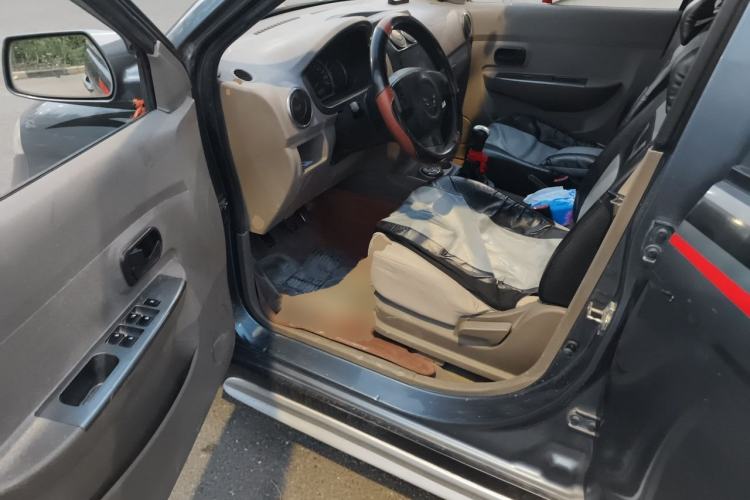 Used Wuling Hongguang 2014 1.2L S Standard Version China IV Standard Driver Seat