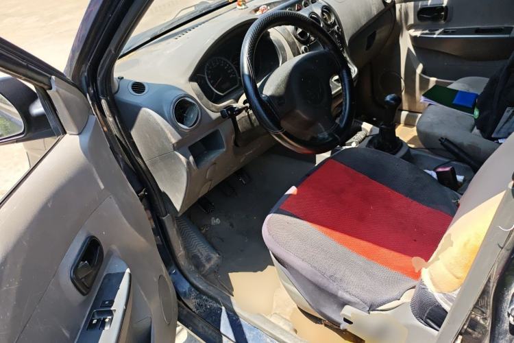 Used Wuling Hongguang 2014 1.2L Base Model China IV Driver Seat