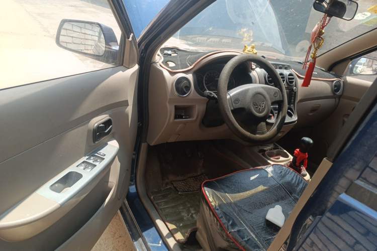 Used Wuling Hongguang 2014 1.2L Standard Model China IV Driver Seat