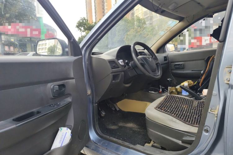Used Wuling Hongguang 2014 1.5L Base Version Driver Seat