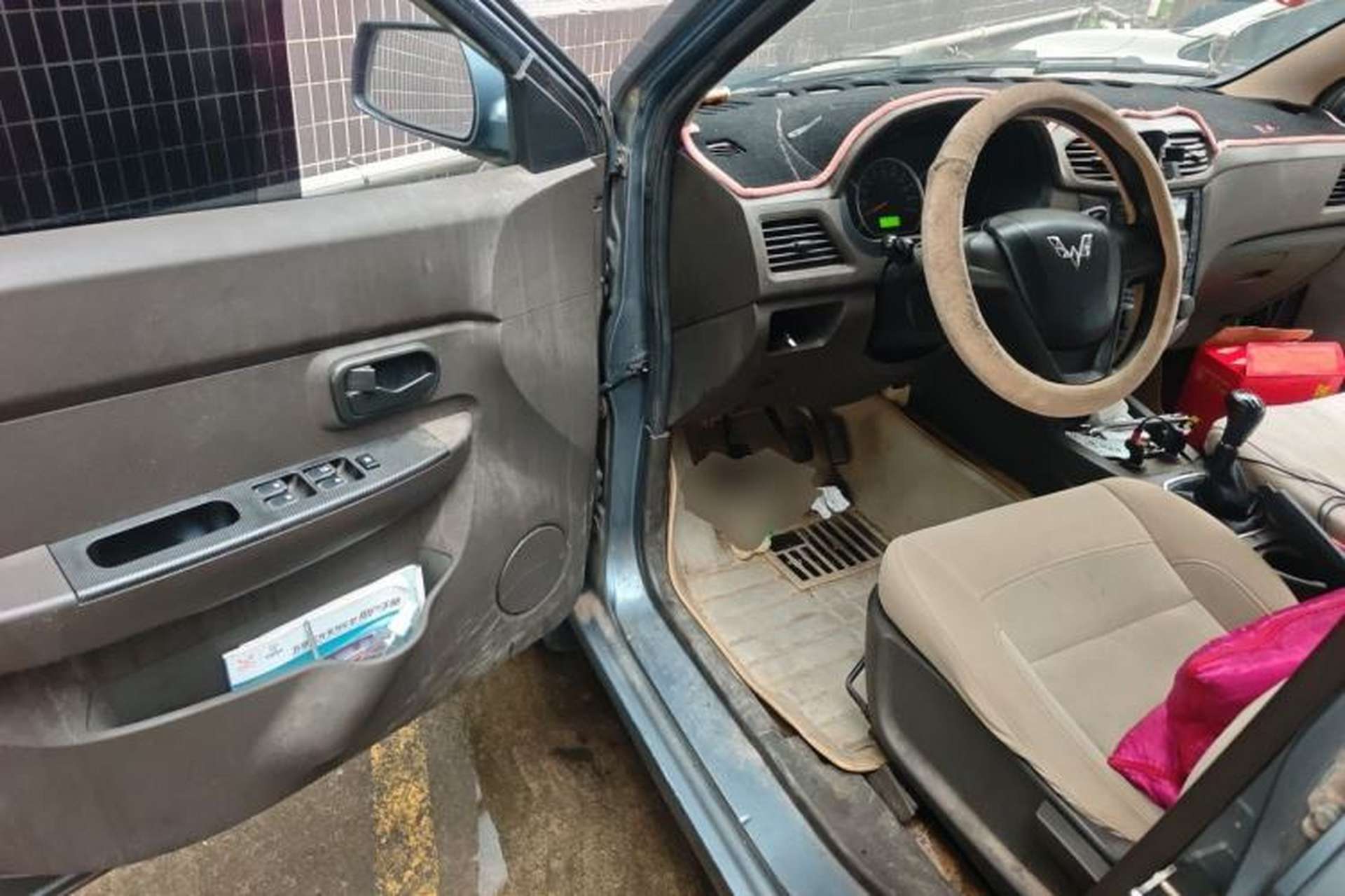 Used Wuling Hongguang 2014 1.5L Standard Version Driver Seat