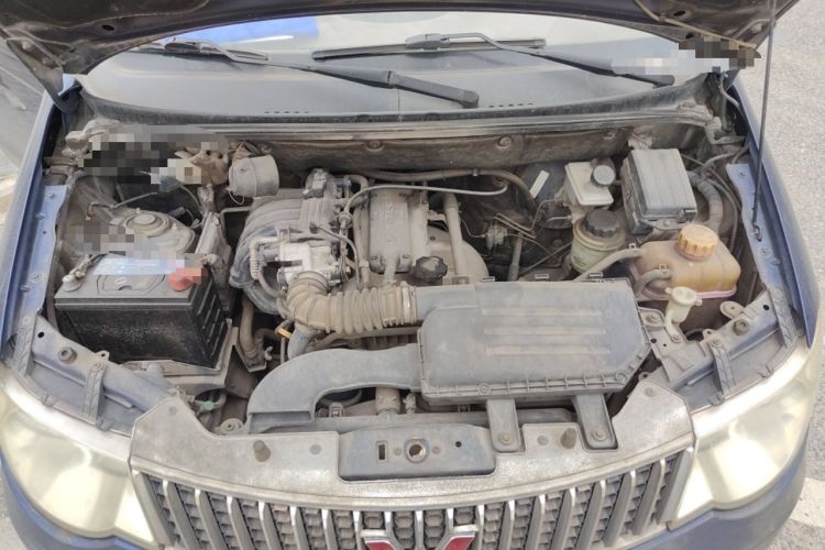 Used Wuling Hongguang 2014 1.2L Base Model China IV Engine Bay