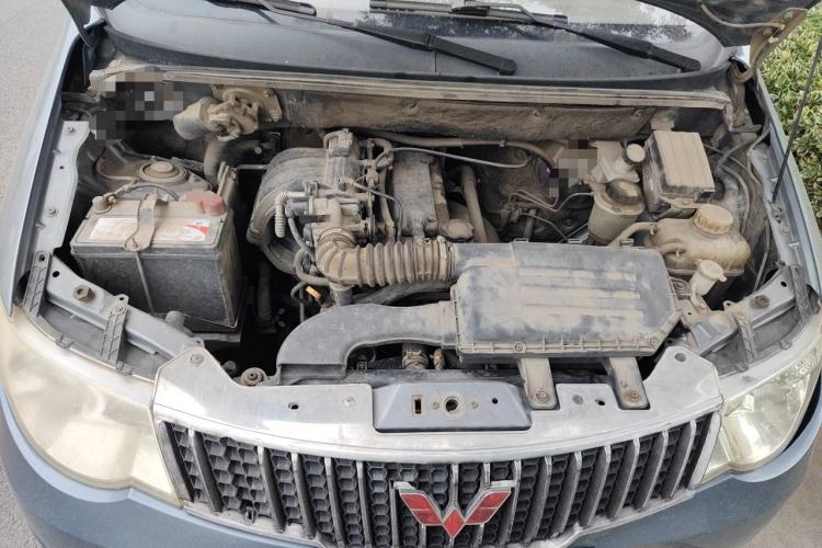 Used Wuling Hongguang 2014 1.2L Base Model China IV Engine Bay