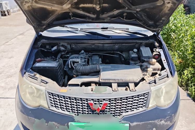 Used Wuling Hongguang 2014 1.2L Base Model China IV Engine Bay