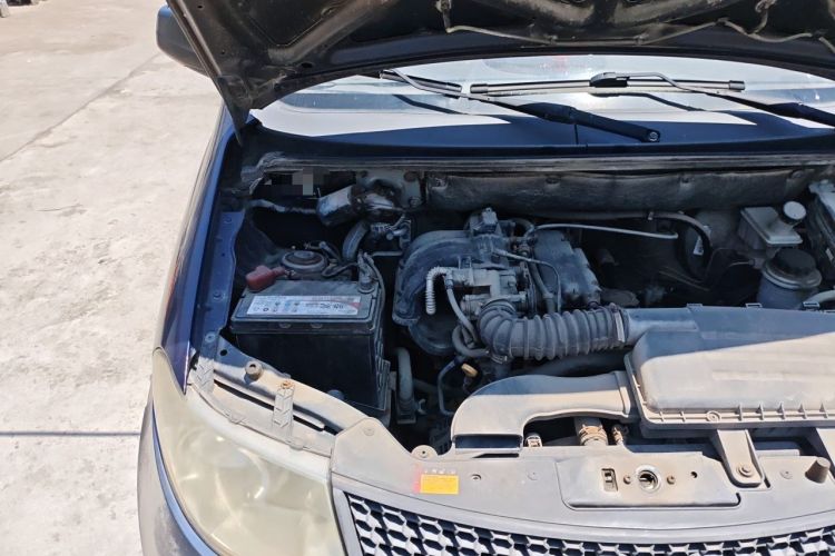 Used Wuling Hongguang 2014 1.2L Base Model China IV Engine Bay Right