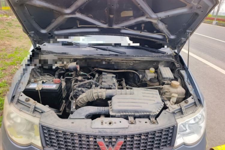 Used Wuling Hongguang 2014 1.2L Base Model China IV Engine Bay