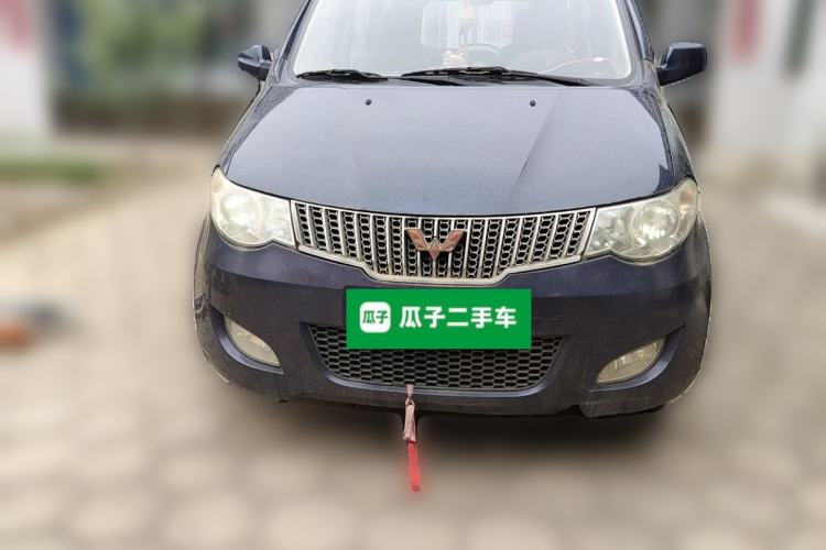 Used Wuling Hongguang 2014 1.2L Base Model China IV Front