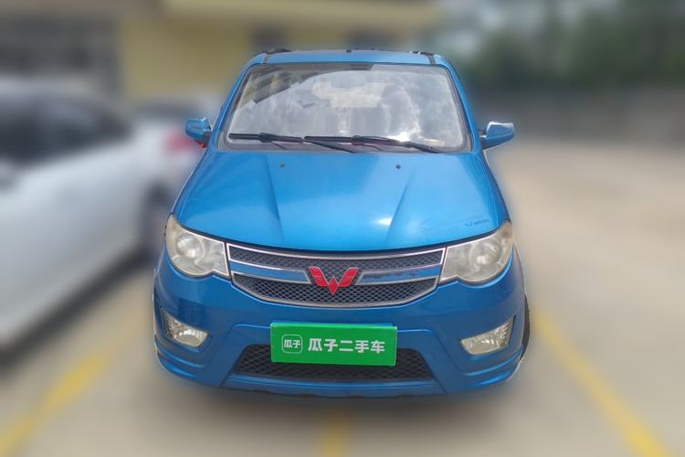 Used Wuling Hongguang 2014 1.5L S Standard Version Front