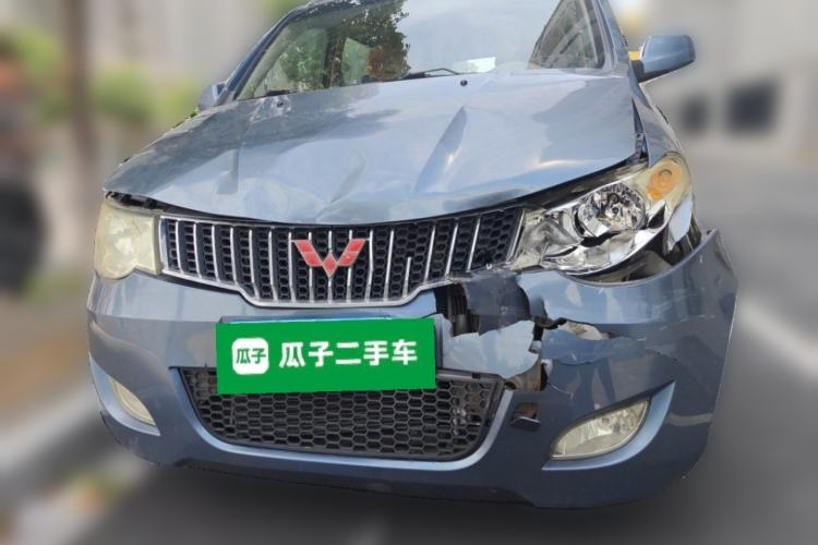 Used Wuling Hongguang 2014 1.5L Base Version Front
