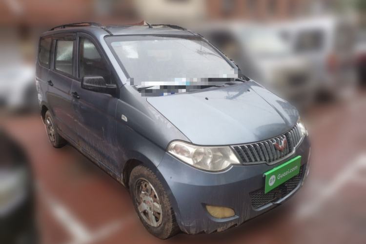 Used Wuling Hongguang 2014 1.5L Base Version Front Right 45 Deg