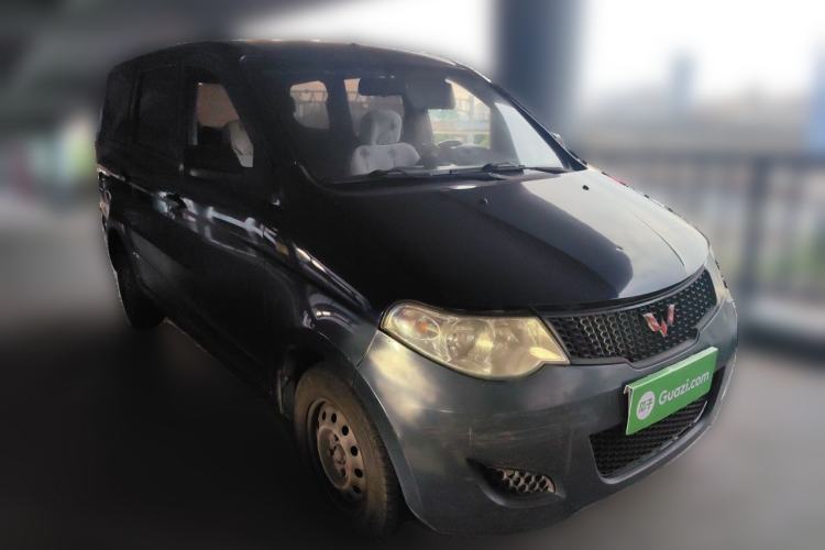 Used Wuling Hongguang 2014 1.2L Base Model China IV Front Right 45 Deg