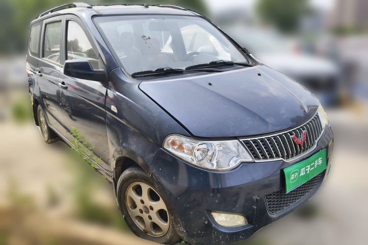 Used Wuling Hongguang 2014 1.2L Standard Model China IV Front Right 45 Deg