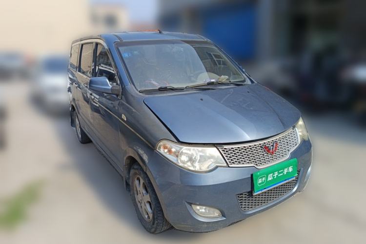 Used Wuling Hongguang 2014 1.2L Standard Model China IV Front Right 45 Deg