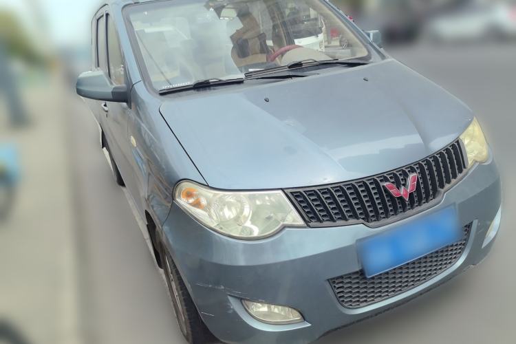Used Wuling Hongguang 2014 1.2L Standard Model China IV Front Right 45 Deg