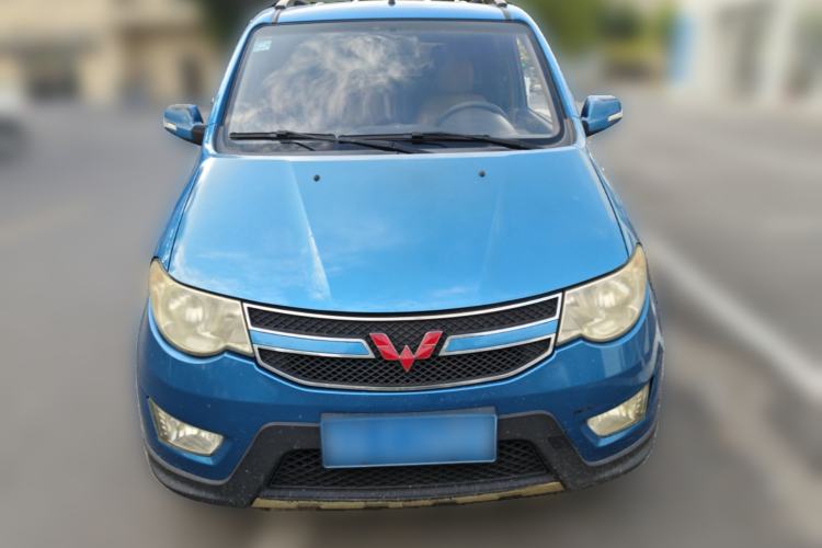 Used Wuling Hongguang 2014 1.2L S Comfort Model China IV Front