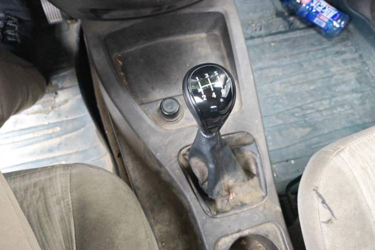 Used Wuling Hongguang 2014 1.5L Base Version Gear Lever