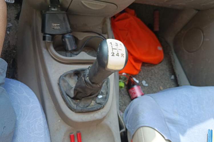 Used Wuling Hongguang 2014 1.2L Standard Model China IV Gear Lever