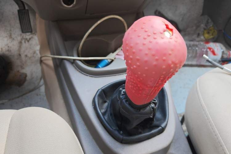 Used Wuling Hongguang 2014 1.5L Base Version Gear Lever