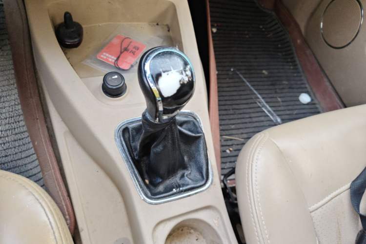 Used Wuling Hongguang 2014 1.2L S Comfort Model China IV Gear Lever
