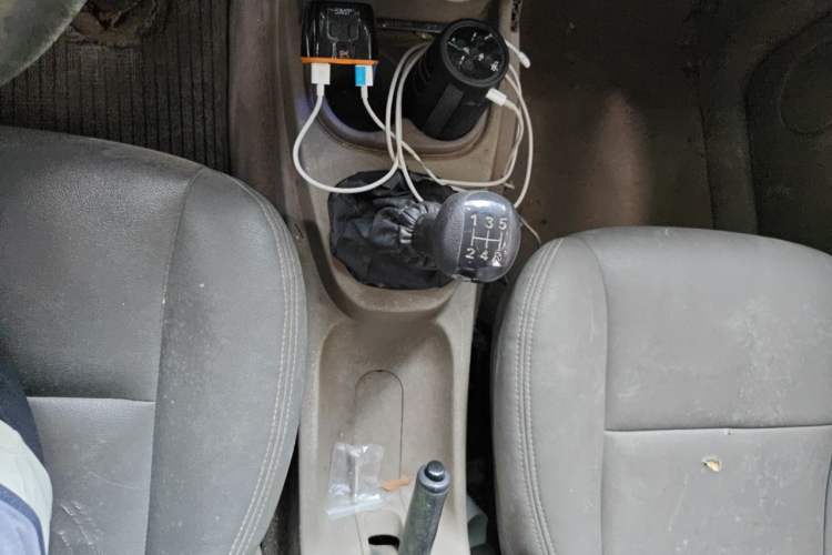 Used Wuling Hongguang 2014 1.2L Standard Model China IV Gear Lever