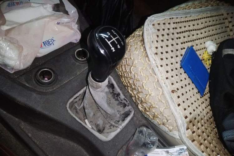 Used Wuling Hongguang 2014 1.2L Standard Model China IV Gear Lever