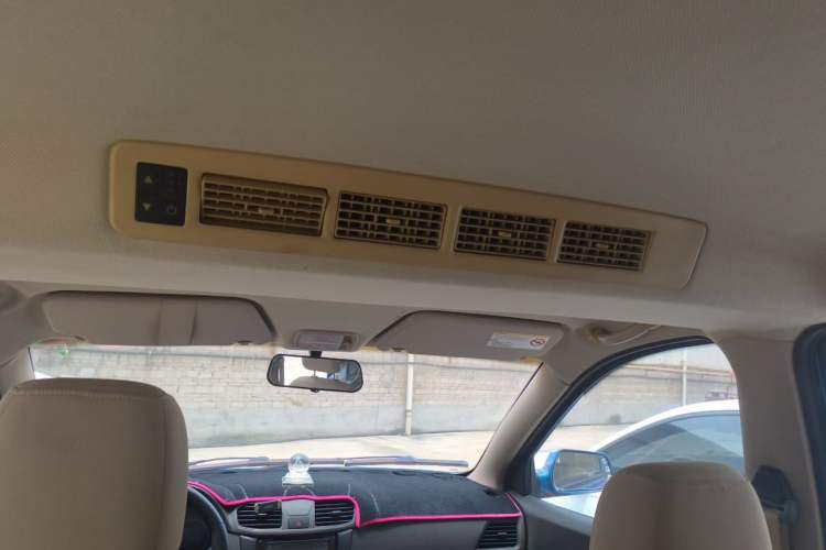 Used Wuling Hongguang 2014 1.5L S Standard Version Headliner