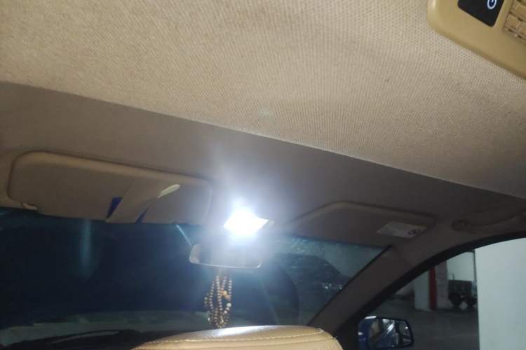 Used Wuling Hongguang 2014 1.5L S Comfort Model Headliner