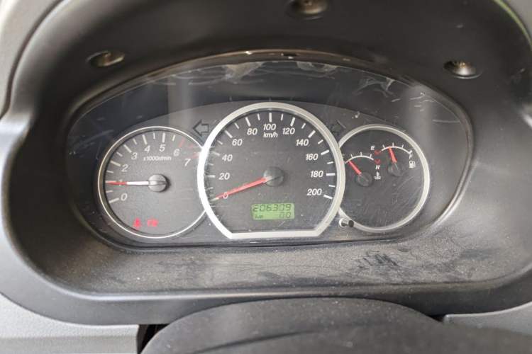 Used Wuling Hongguang 2014 1.5L Base Version Instrument Cluster