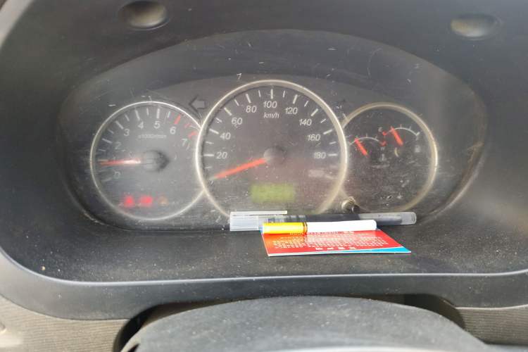Used Wuling Hongguang 2014 1.5L Base Version Instrument Cluster
