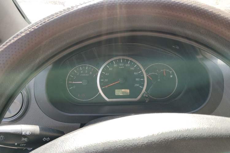 Used Wuling Hongguang 2014 1.2L Base Model China IV Instrument Cluster
