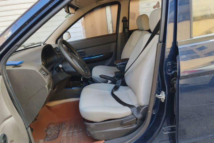 Used Wuling Hongguang 2014 1.5L Base Version Left Front Seat