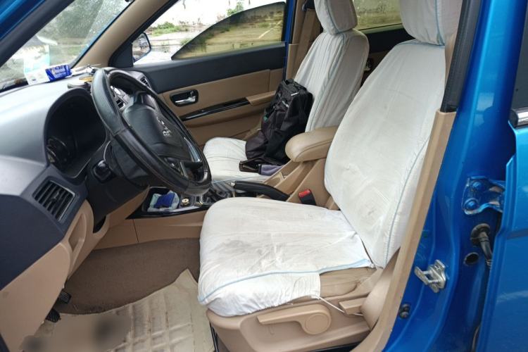 Used Wuling Hongguang 2014 1.5L S Luxury Model Left Front Seat