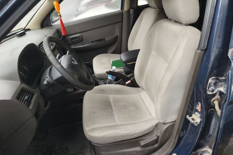 Used Wuling Hongguang 2014 1.5L Base Version Left Front Seat