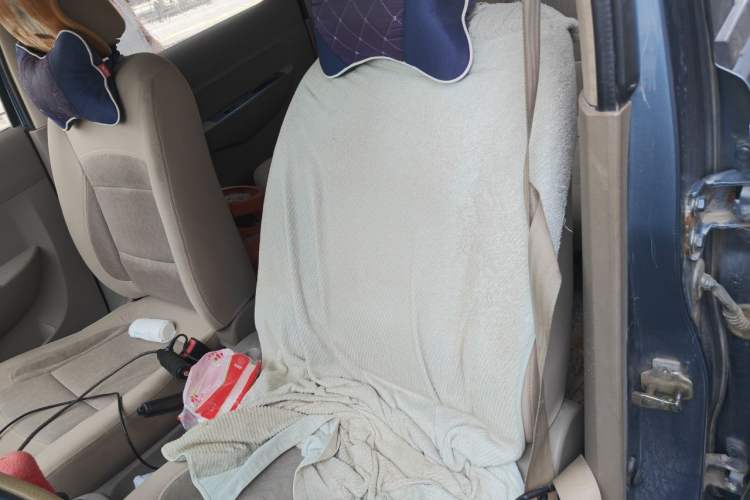 Used Wuling Hongguang 2014 1.5L Base Version Left Front Seat